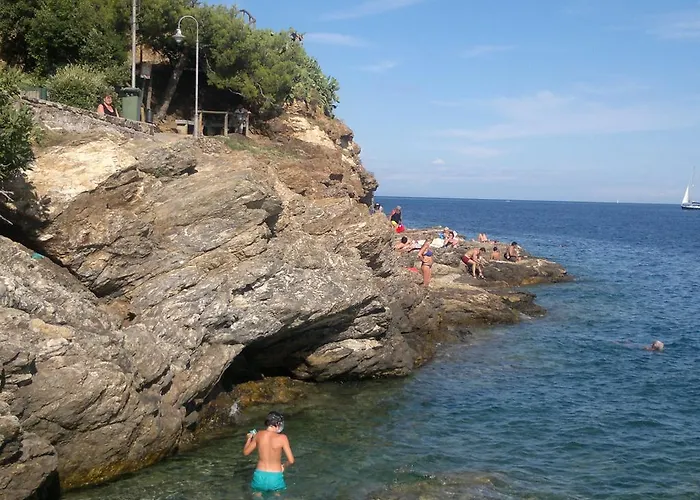 Porto Azzuro 6 Beds Porto Azzurro