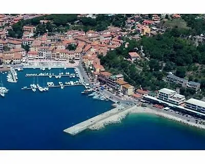 Porto Azzuro 6 Beds Апартаменты