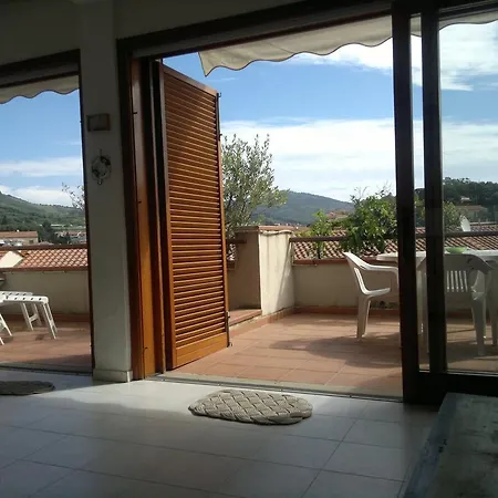 Апартаменты Porto Azzuro 6 Beds Порт-Аццурро